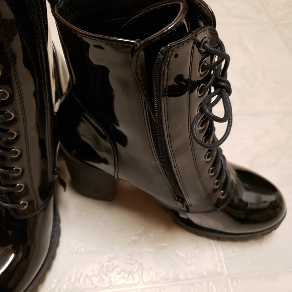 Boots - Picture 2 of 3